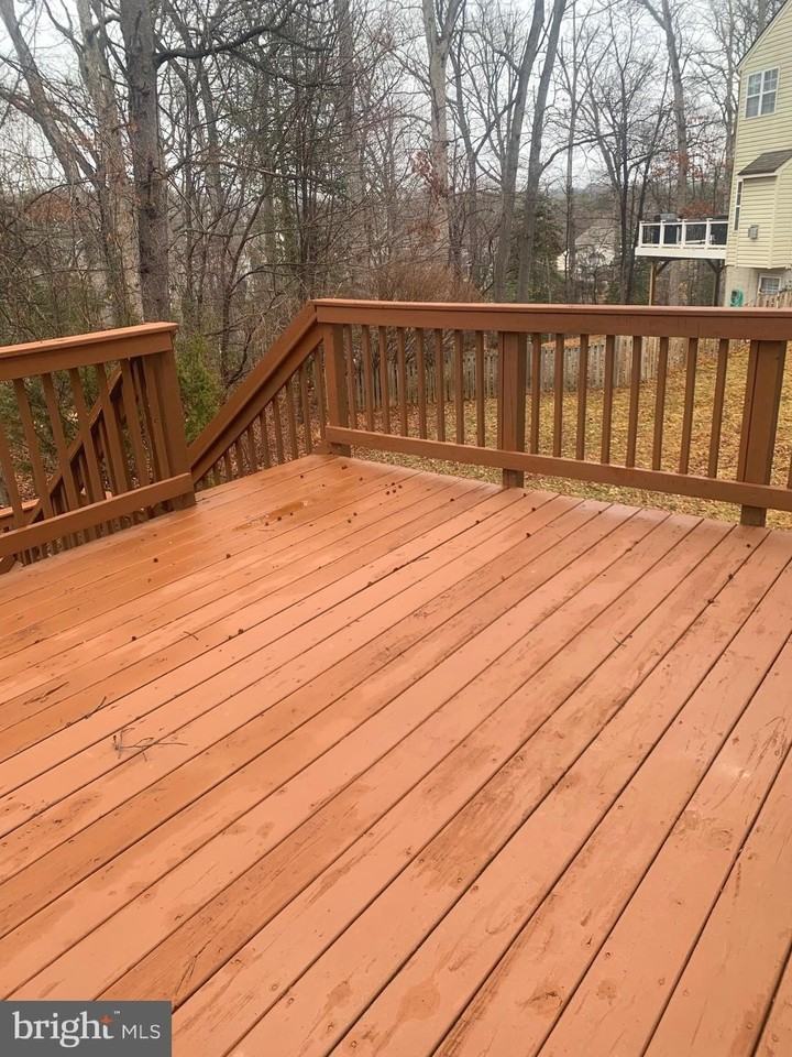 9404 Buckhall Farm Ct - Photo 5 of 15