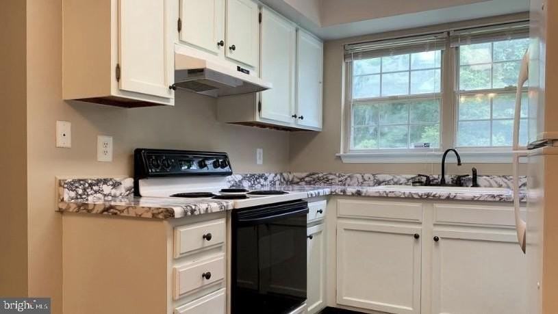 12179 Chaucer Ln Unit 12179 - Photo 2 of 9