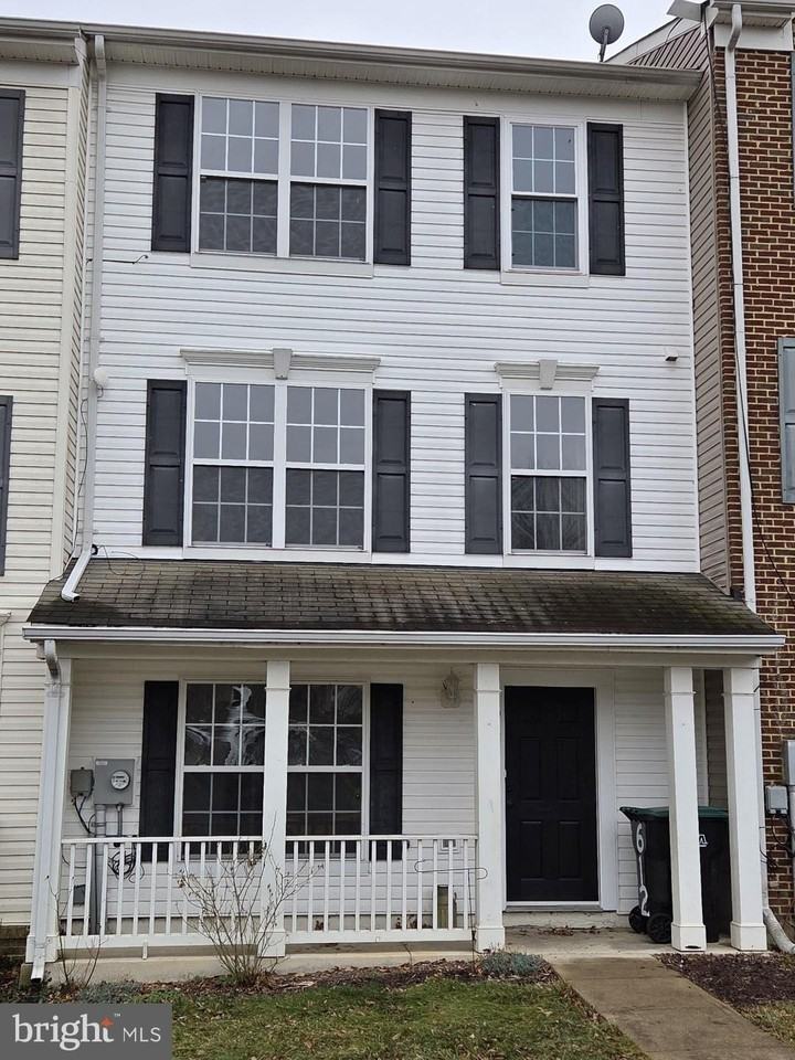 612 Pendleton Ln - Photo 2 of 21