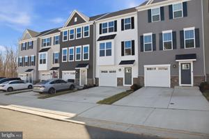 featured image of 6920 Braxton Springs Way