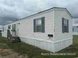 featured image of 700 E 6th St #17