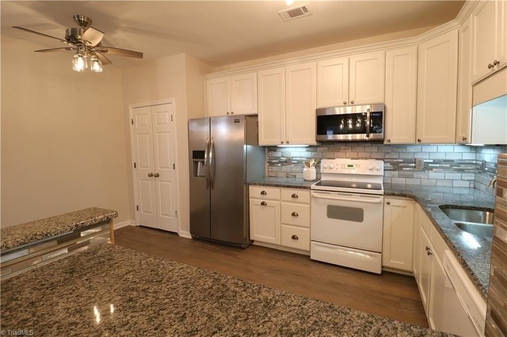 6901 Hanesbrook Cir #102 - Photo 7 of 26