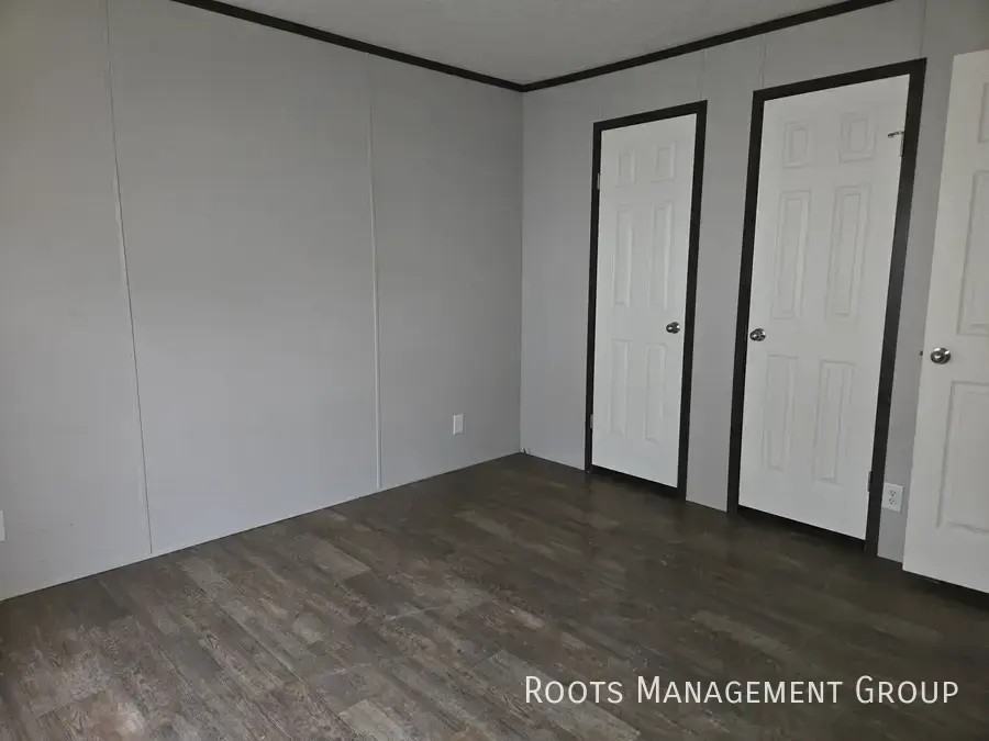 2554 Apollo Dr - Photo 7 of 15