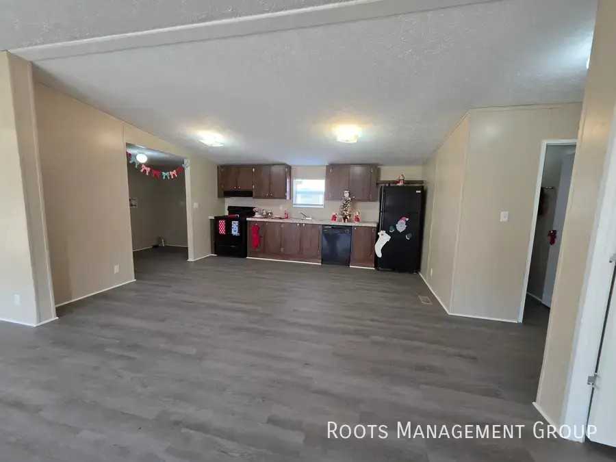 314 E 18th Pl #128 - Photo 3 of 21