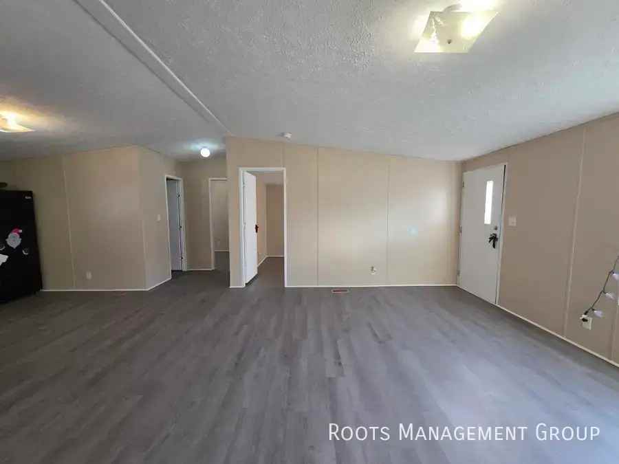 314 E 18th Pl #128 - Photo 5 of 21