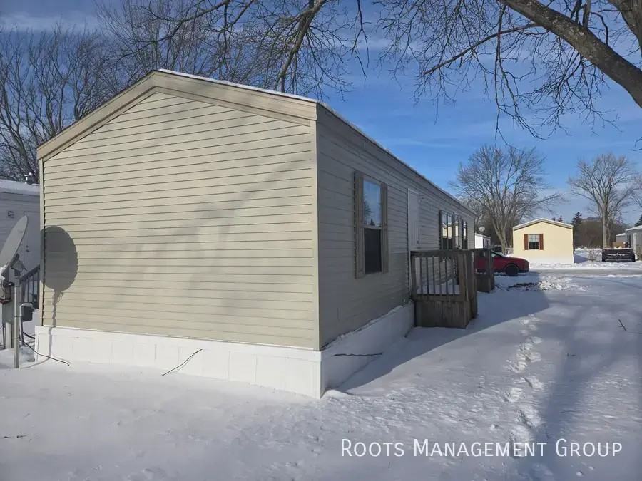 2564 Apollo Dr - Photo 3 of 19