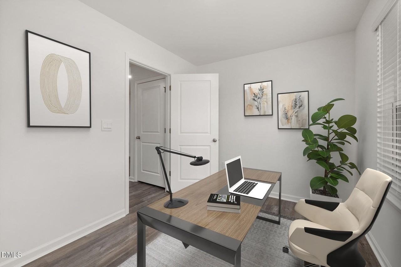 8524 Beckett Chase Way - Photo 5 of 32