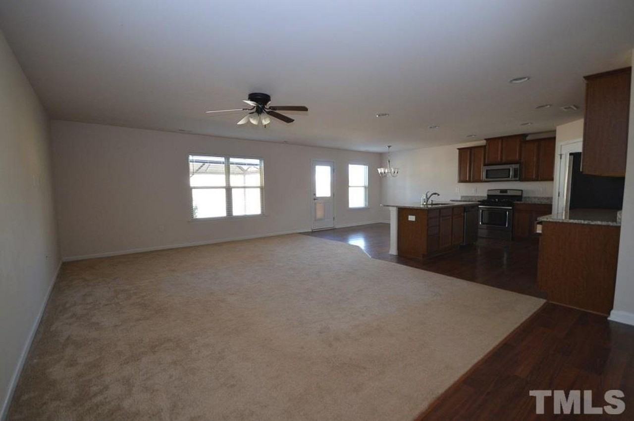 2503 Girvan Dr - Photo 7 of 26