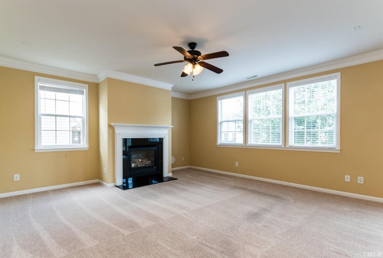 213 Bikram Dr - Photo 7 of 50