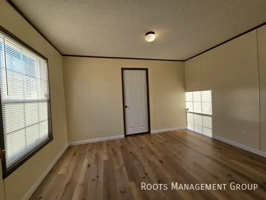 187 Hawk Dr #187 - Photo 5 of 12