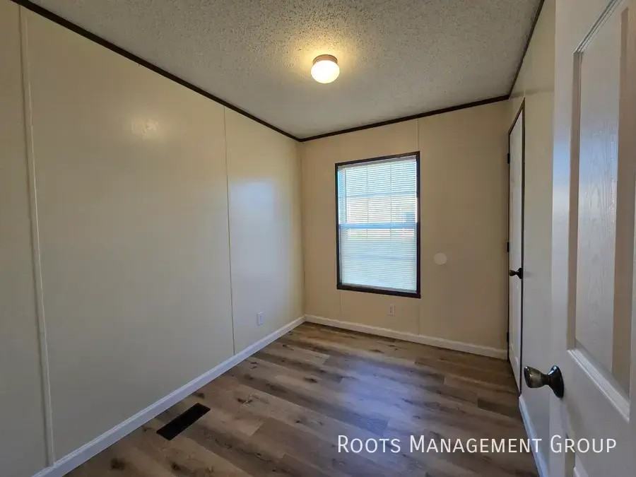 187 Hawk Dr #187 - Photo 6 of 12