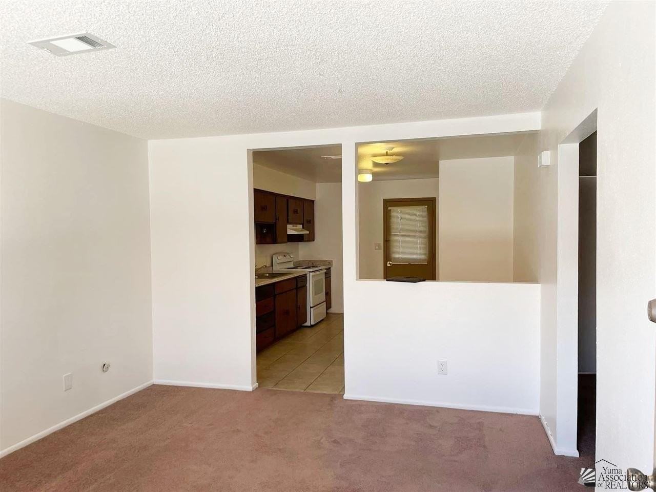 1945 S 1st Ave #B - Photo 3 of 6