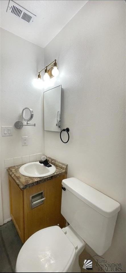 1945 S 1st Ave #B - Photo 5 of 6