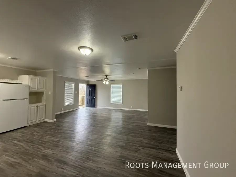 4503 Blue Bonnet Dr #4503B - Photo 4 of 25