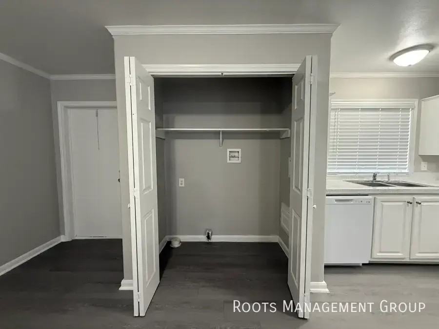 15750 Clarke Springs Dr #15750C - Photo 7 of 26