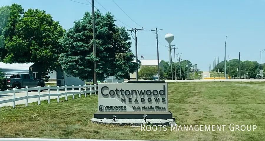 35 York Mobile Plz #35 - Photo 6 of 12