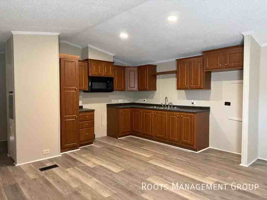 3707 E US Business 83, #215 #215 - Photo 3 of 18