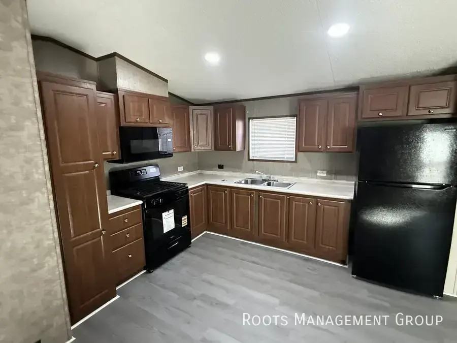 306 E 17th Ave #92 - Photo 3 of 17