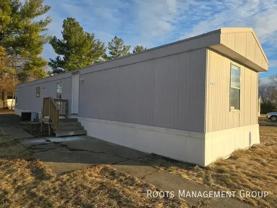 8418 N Dundee Rd - Photo 1 of 1