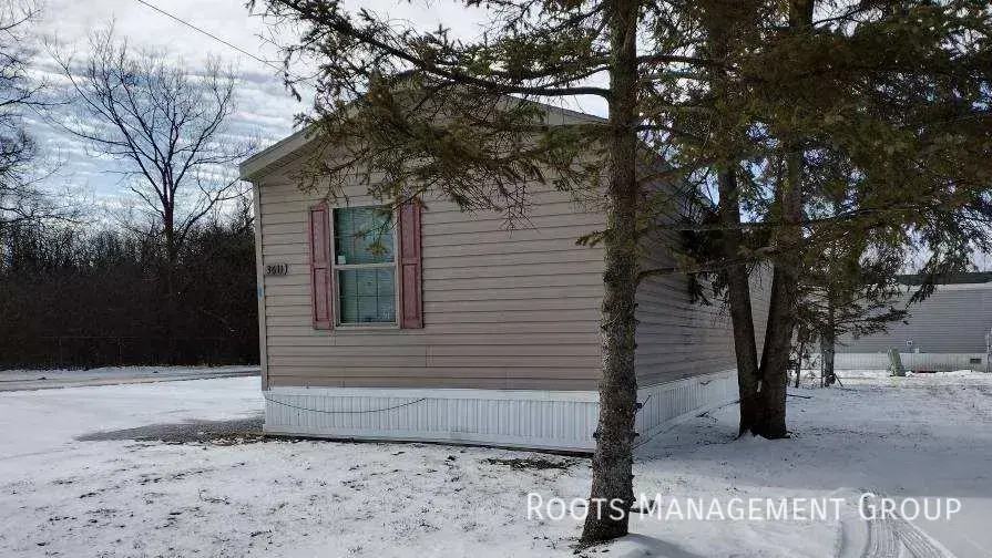 3611 Concord St - Photo 2 of 10