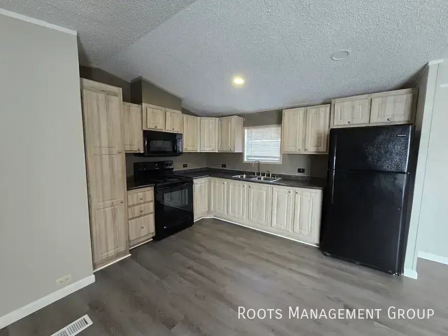 1233 Knotty Elm Loop #123 - Photo 5 of 21