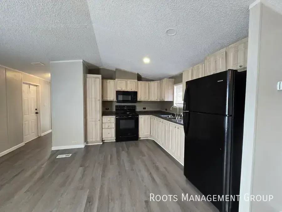 1233 Knotty Elm Loop #123 - Photo 6 of 21