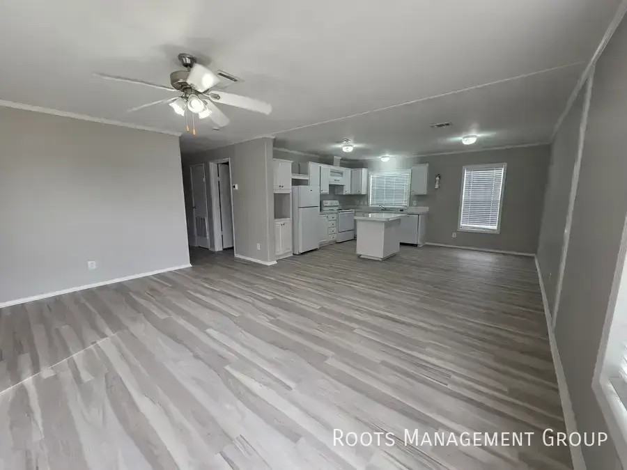 15830 Reddy Ln #15830R - Photo 3 of 24