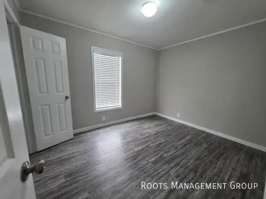 15770 Clarke Springs Dr #15770C - Photo 7 of 21