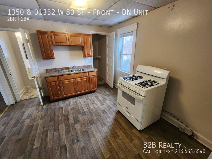 1350 & 01352 W 80 ST - Photo 5 of 13