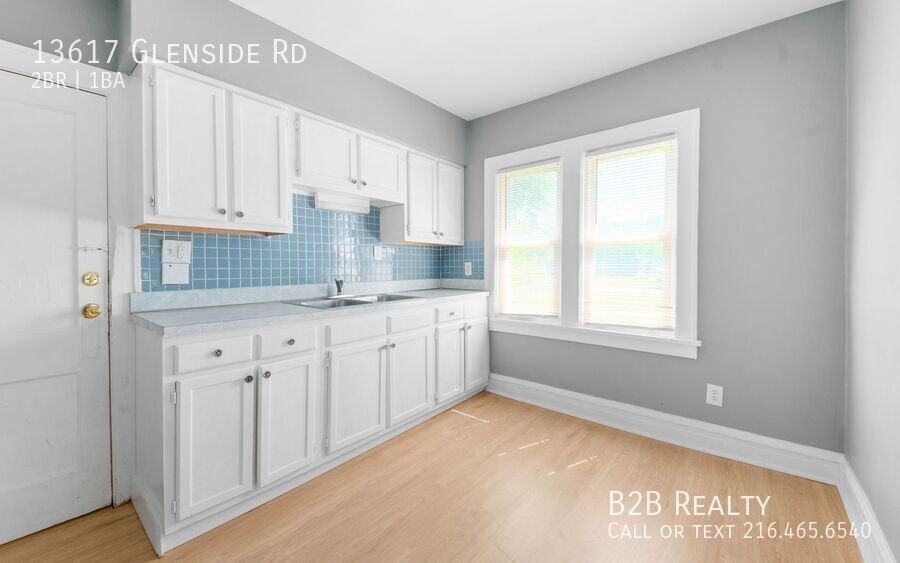 13617 Glenside Rd - Photo 7 of 41