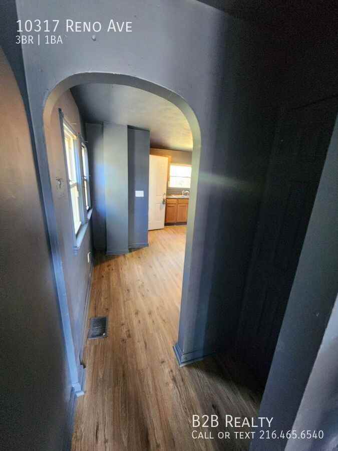 10317 Reno Ave - Photo 7 of 22