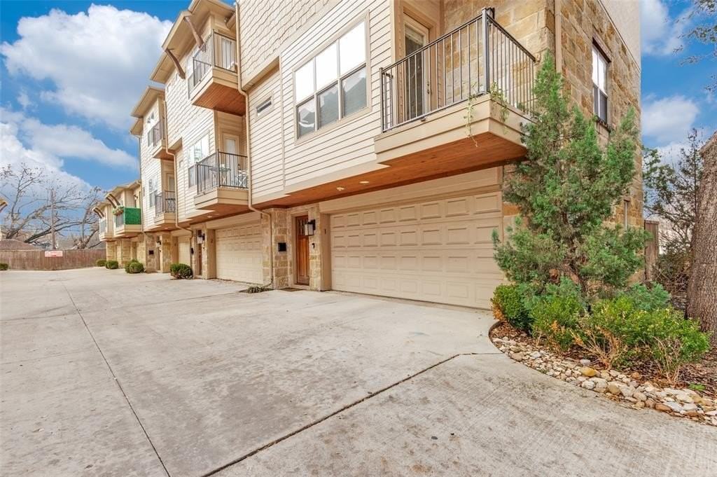 6140 Oram St #3 - Photo 3 of 35