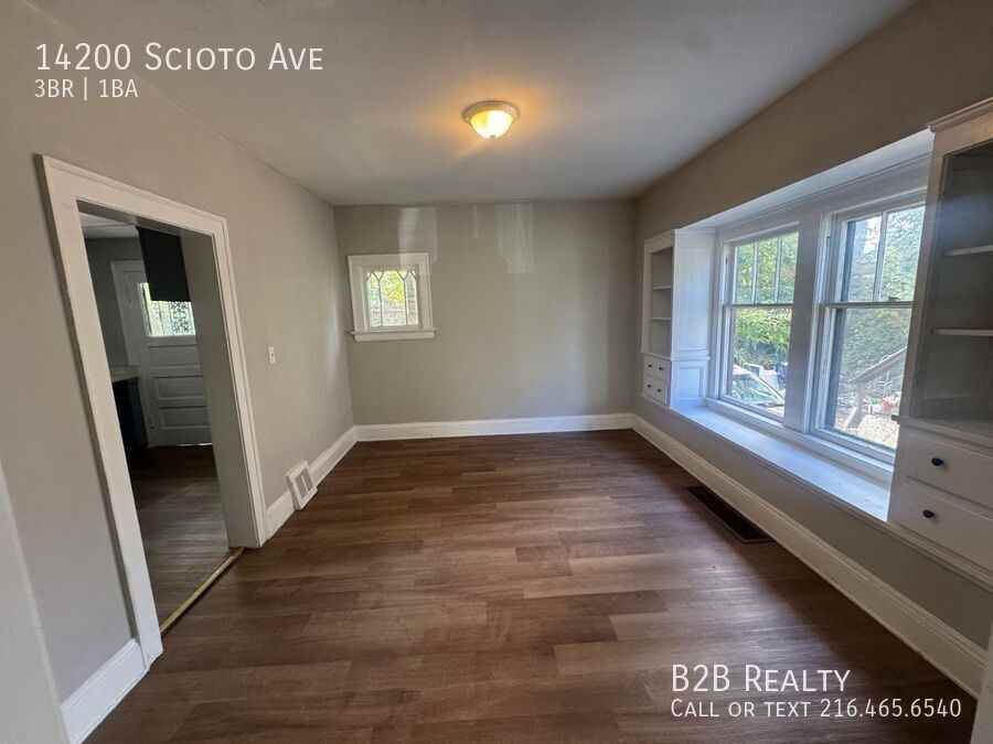 14200 Scioto Ave - Photo 4 of 21