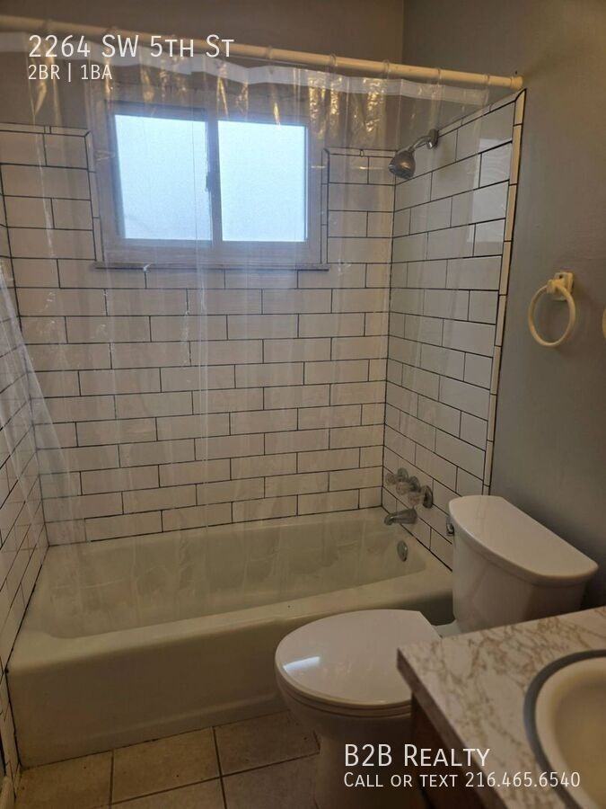 2266 5th St Sw - Photo 4 of 28