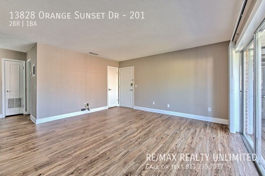 13828 Orange Sunset Dr #201 - Photo 6 of 37