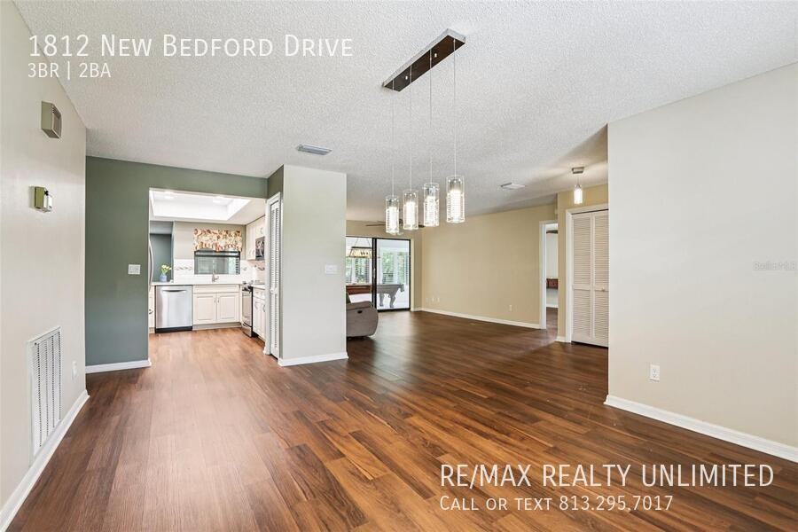 1812 New Bedford Dr - Photo 6 of 34