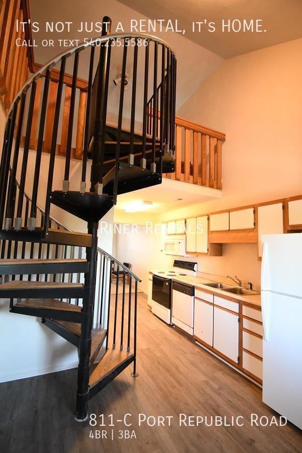 811 Port Republic Rd Apt C - Photo 2 of 19