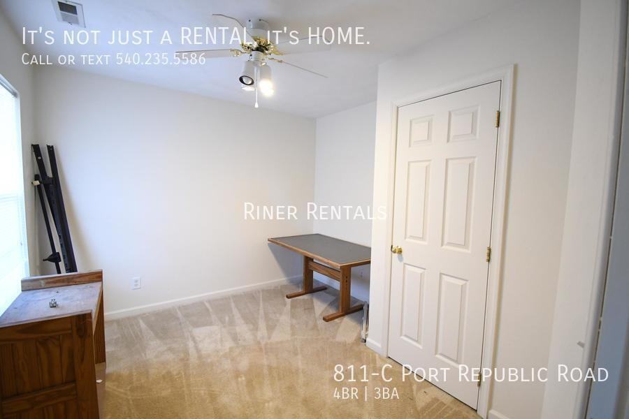 811 Port Republic Rd Apt C - Photo 5 of 19
