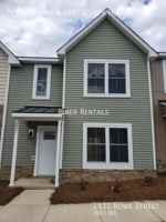 featured image of 2831 Rowe St