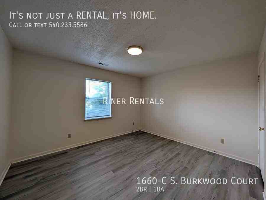 1660 S Burkwood Ct Apt C - Photo 5 of 10