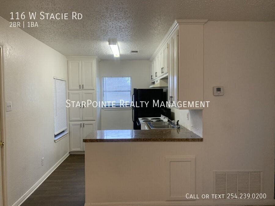 116 W Stacie Rd - Photo 3 of 8