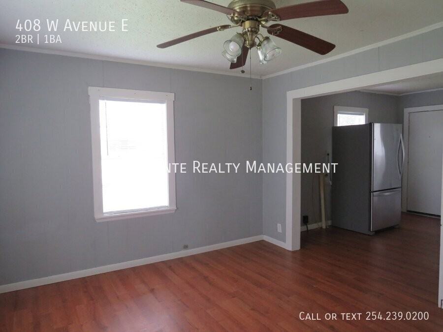 408 W Avenue E - Photo 2 of 7