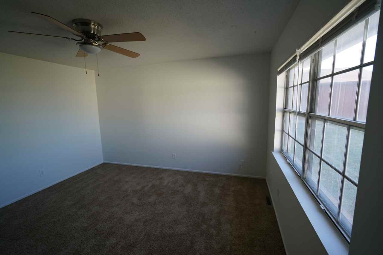 2525 Bremer Dr - Photo 2 of 6