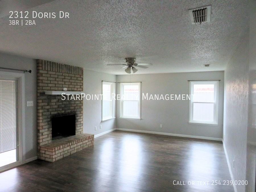 2312 Doris Dr - Photo 3 of 9