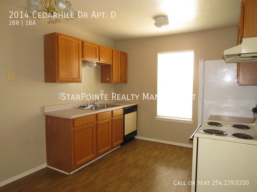 2014 Cedarhill Dr Apt D - Photo 3 of 12