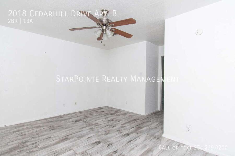 2018 Cedarhill Dr Apt B #B - Photo 4 of 13