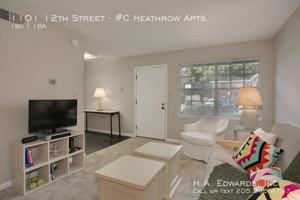 featured image of 1101 12th St