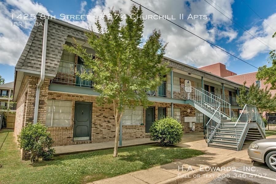 1425 8th St - Photo 3 of 9