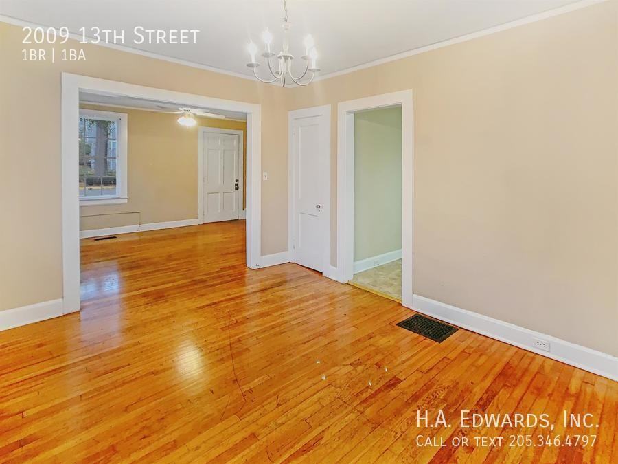 2009 13th St - Photo 6 of 12