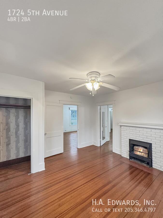 1724 5th Ave - Photo 5 of 12